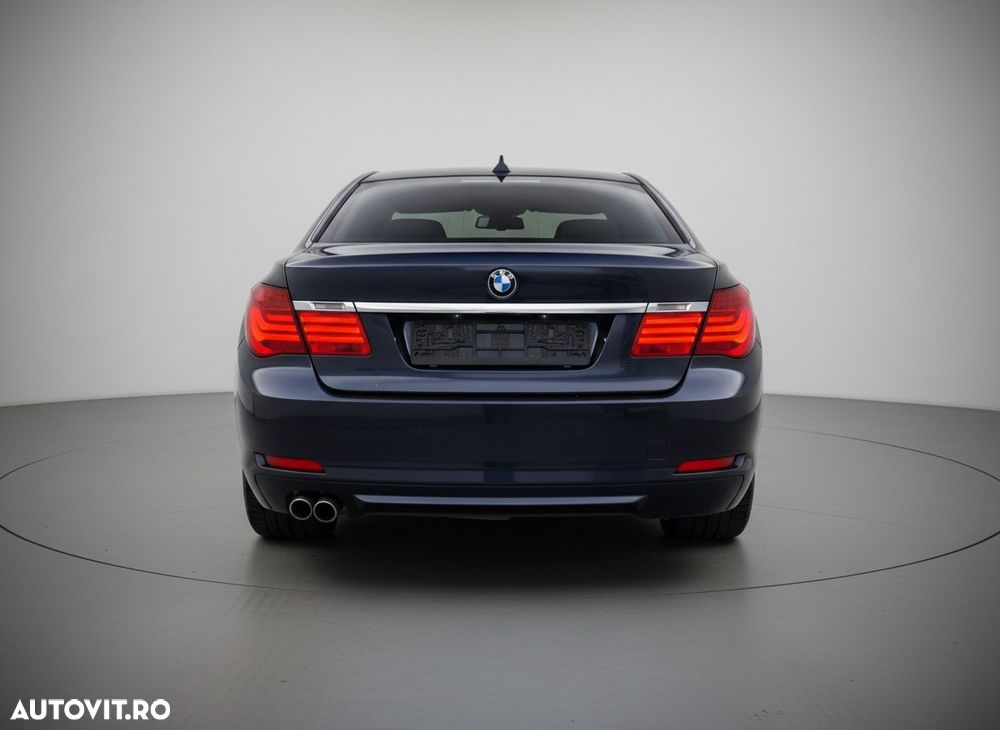 BMW Seria 7 730d xDrive - 5