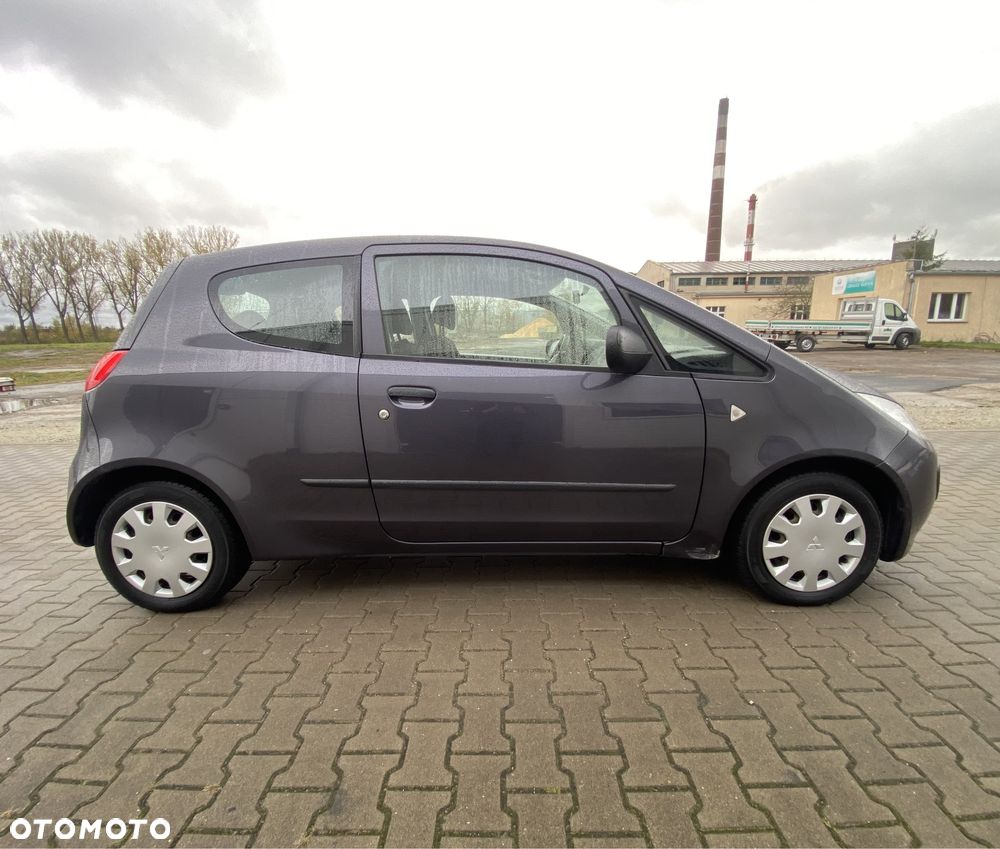 Mitsubishi Colt - 5