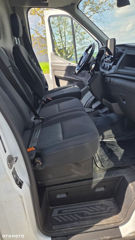 Ford Transit - 26