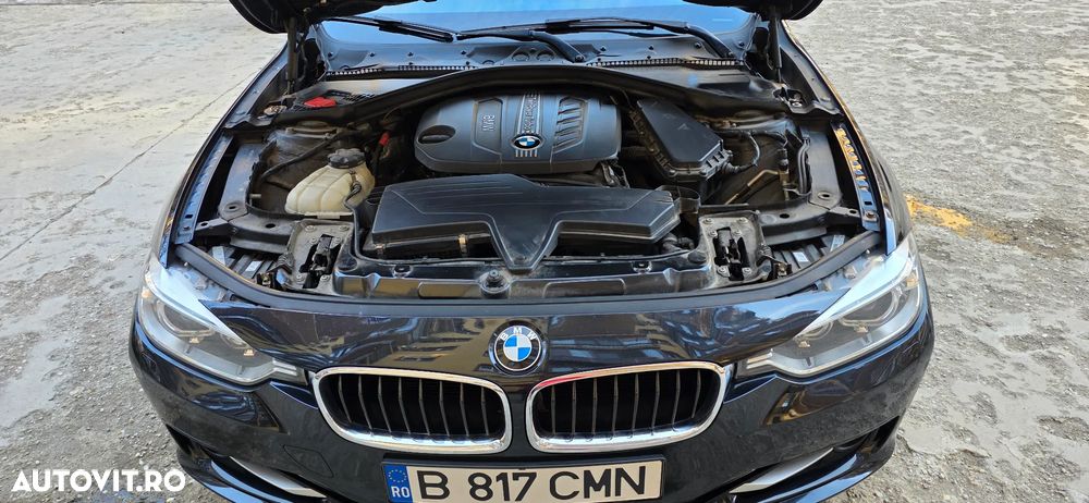 BMW Seria 3 320d Blue Performance Sport Line - 10