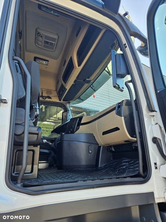 Mercedes-Benz ACTROS  Low Deck (#33260) - 10