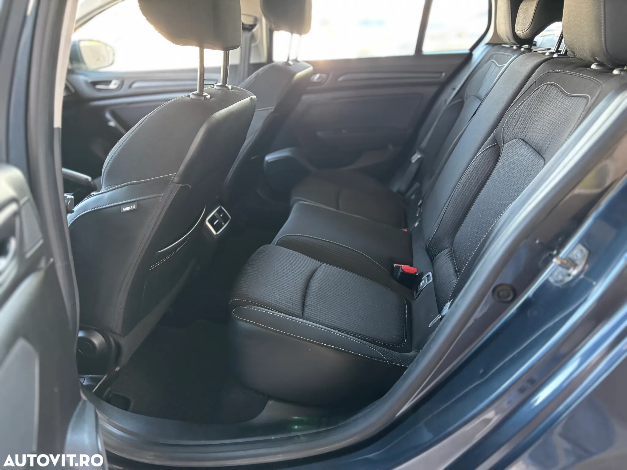 Renault Megane BLUE dCi Business - 20