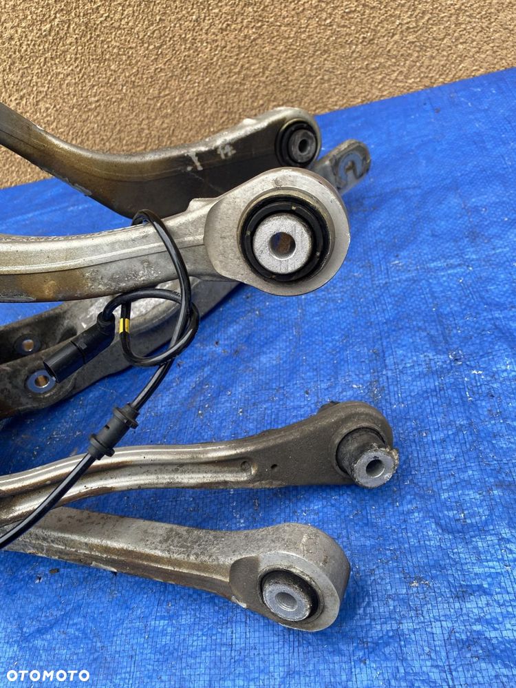 MERCEDES E W213 63AMG ZWROTNICA PRAWY TYŁ PRAWA KOMPLETNA ORYGINAŁ - 8