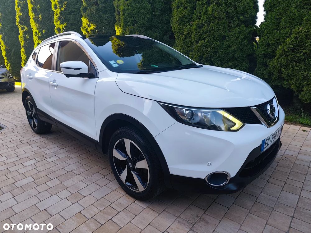 Nissan Qashqai 1.5 dCi N-Connecta - 1