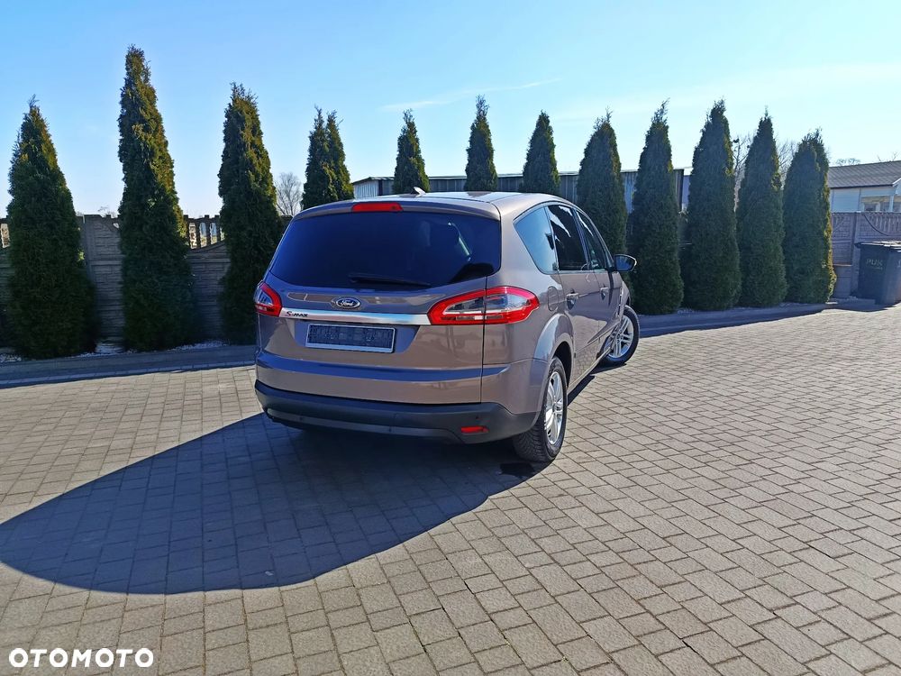 Ford S-Max 2.0 TDCi DPF Champions Edition - 18
