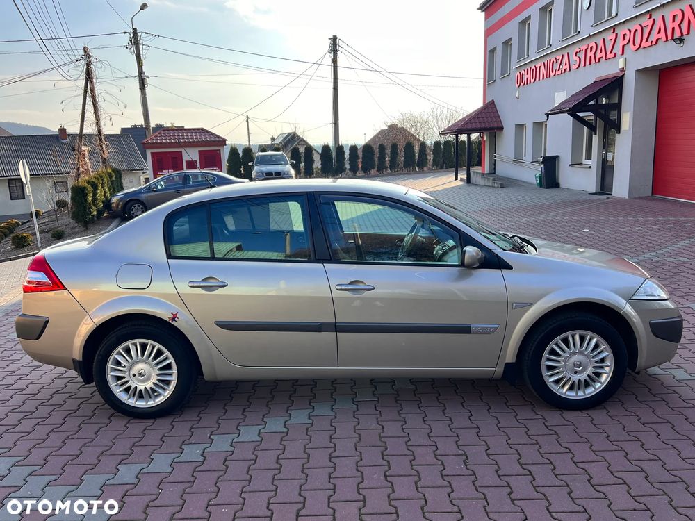 Renault Megane II 1.6 16V Privilege - 8
