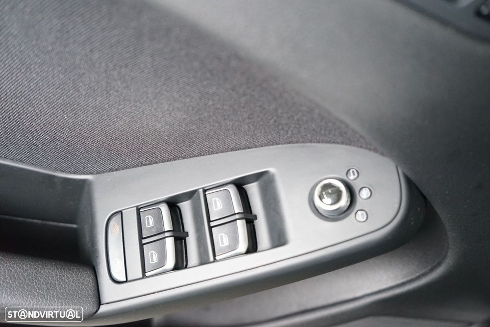 Audi A4 Avant 2.0 TDI DPF multitronic Ambition - 19