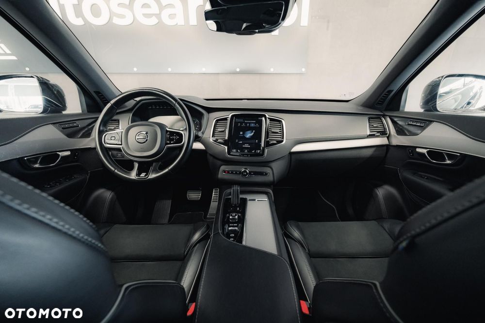 Volvo XC 90 D5 AWD R-Design - 10