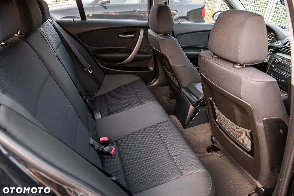 BMW Seria 1 - 26
