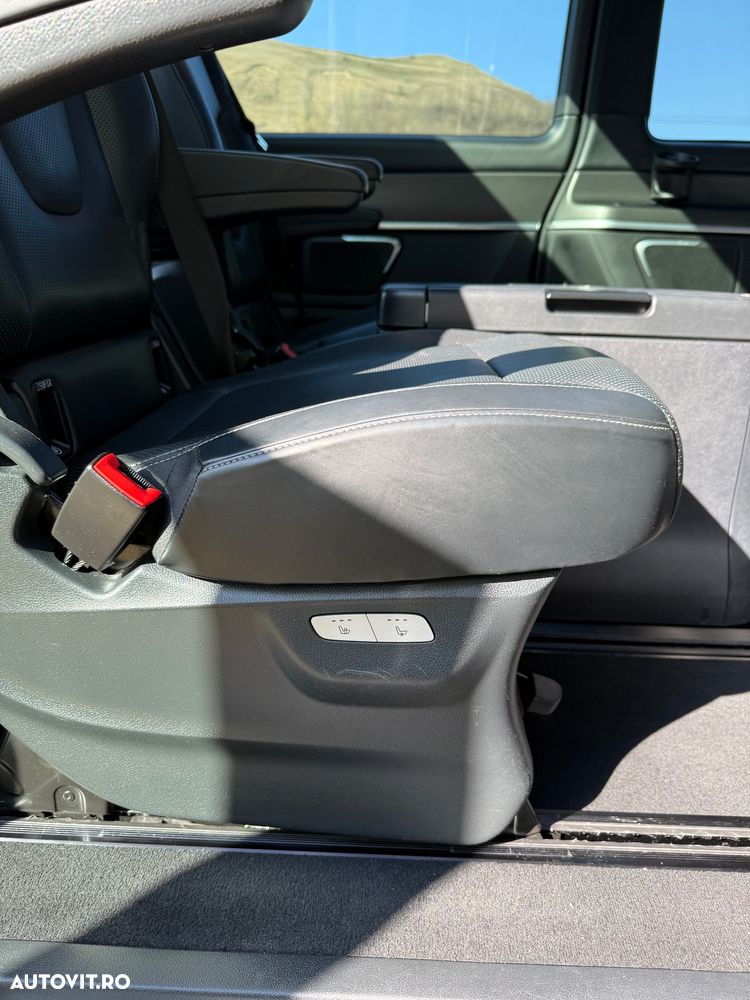 Mercedes-Benz V 250 d Lang 4Matic 9G-TRONIC Exclusive - 12