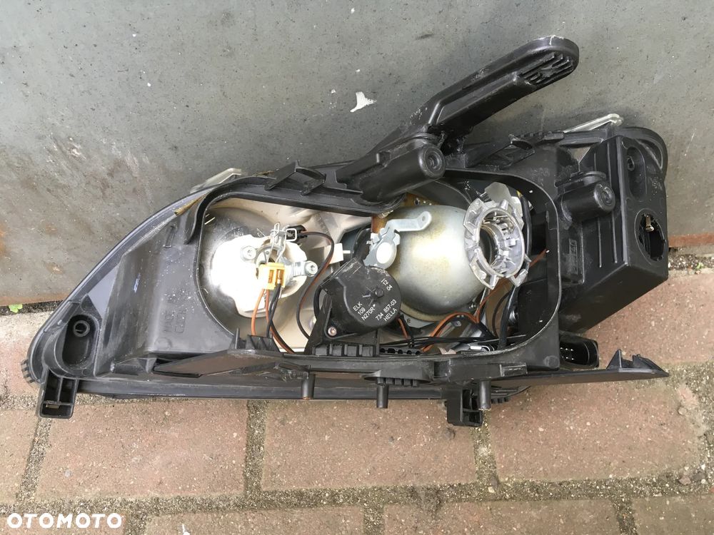 Ford C-Max 03-07 LAMPA PRAWA XENON 3M51 -13005-EH - 3