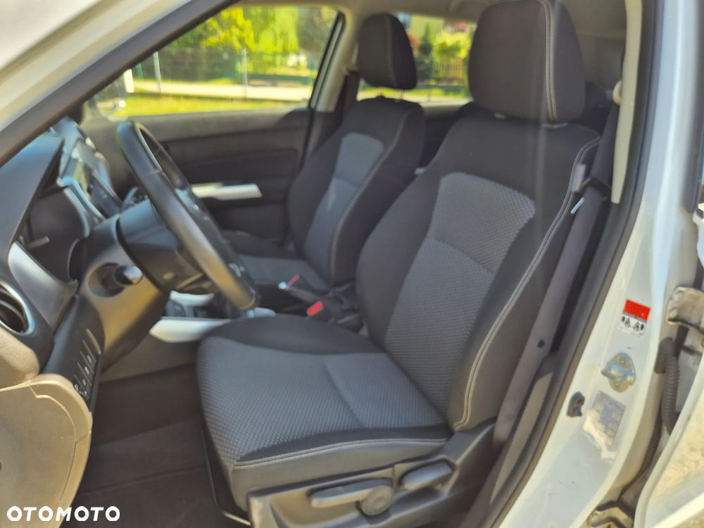 Suzuki Vitara 1.6 Premium 2WD - 11
