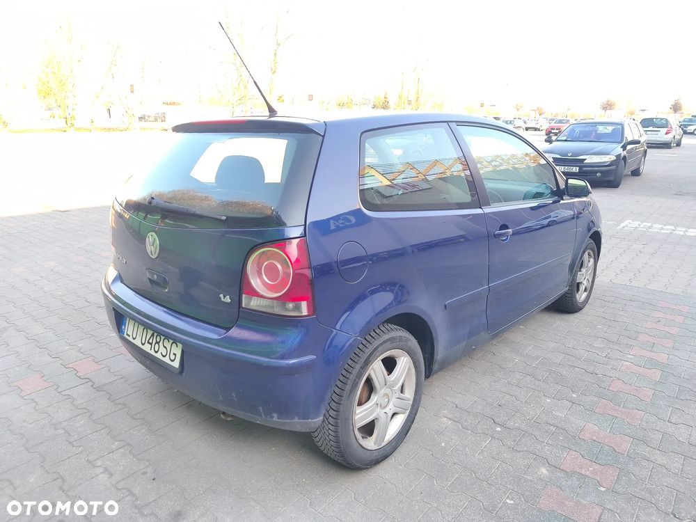 Volkswagen Polo 1.4 16V Comfortline - 7