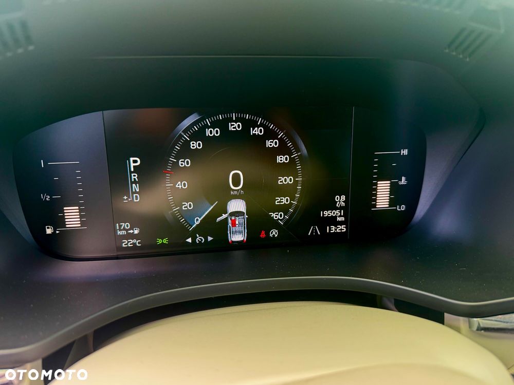 Volvo XC 60 D4 AWD Geartronic Momentum - 27