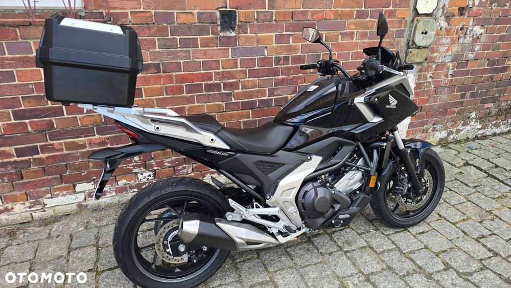Honda NC - 19
