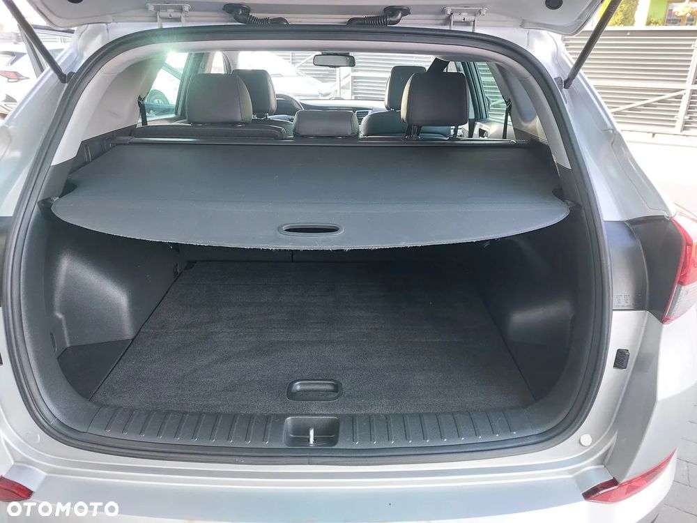 Hyundai Tucson blue 1.7 CRDi 2WD Advantage - 13