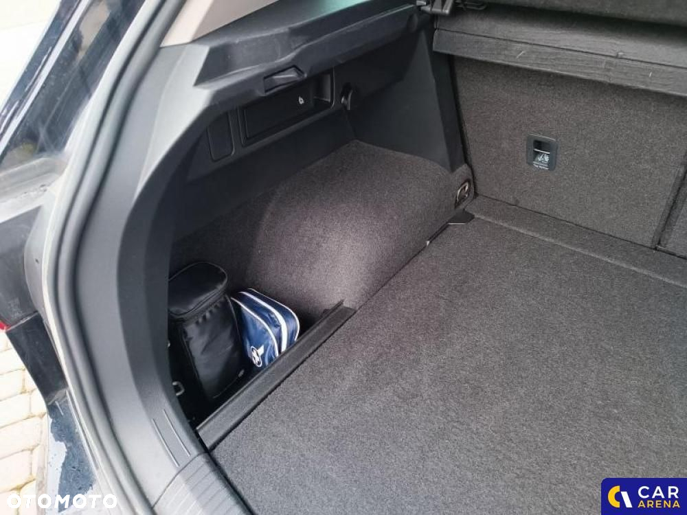 Volkswagen Tiguan - 23