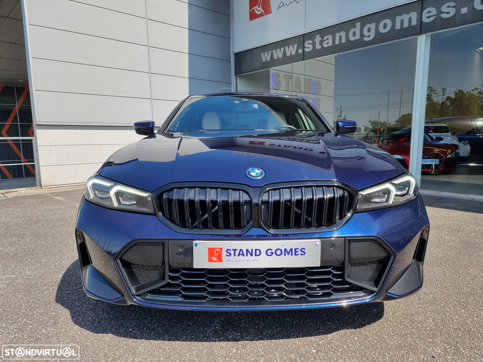 BMW 330 e Pack Desportivo M Auto - 3