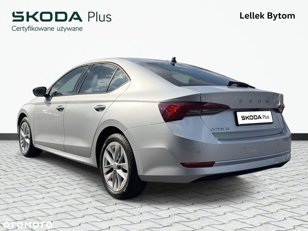 Skoda Octavia 1.5 TSI ACT Ambition - 8