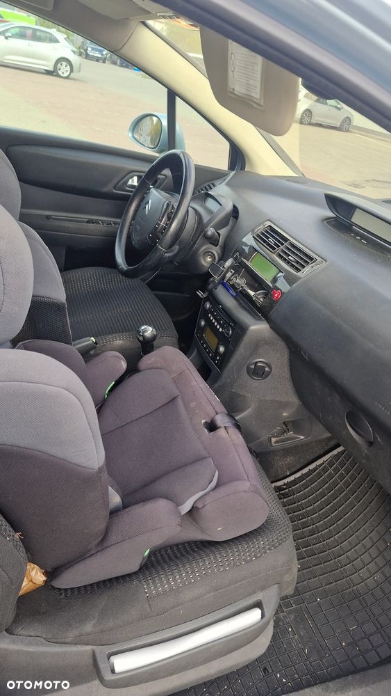 Citroen C4 2007 photo 2