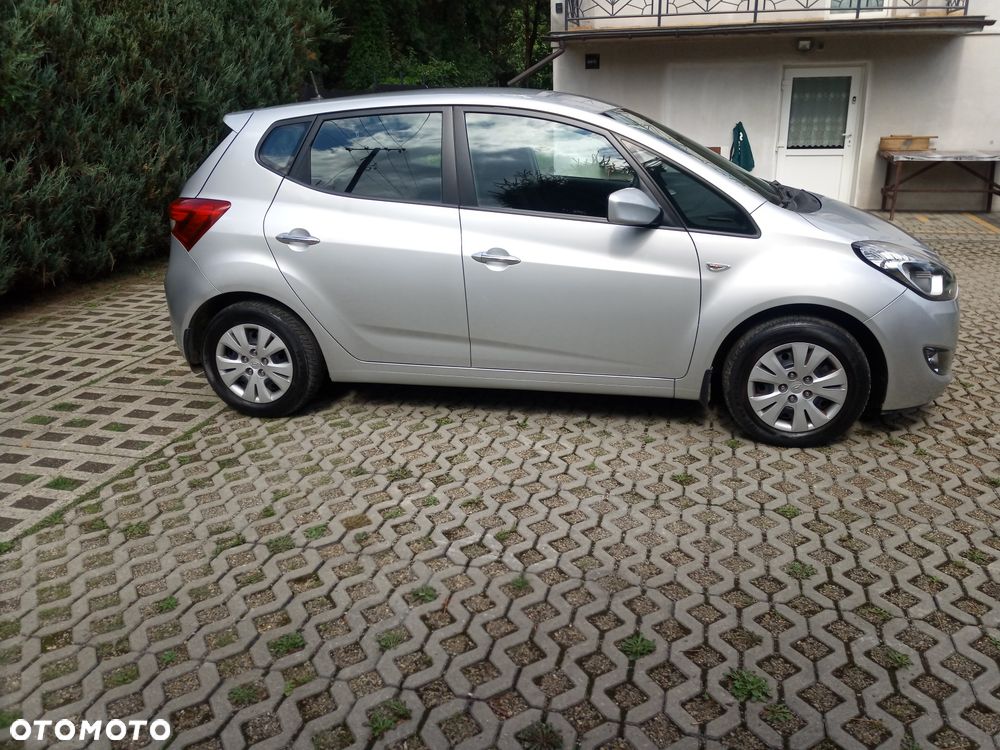 Hyundai ix20 - 3