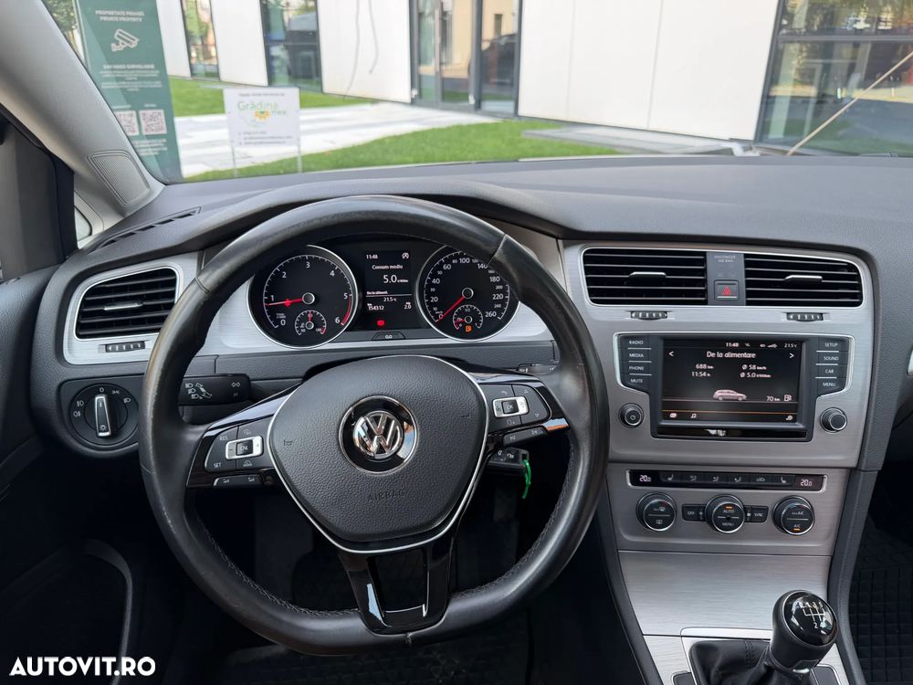 Volkswagen Golf 1.6 TDI DPF Comfortline - 10