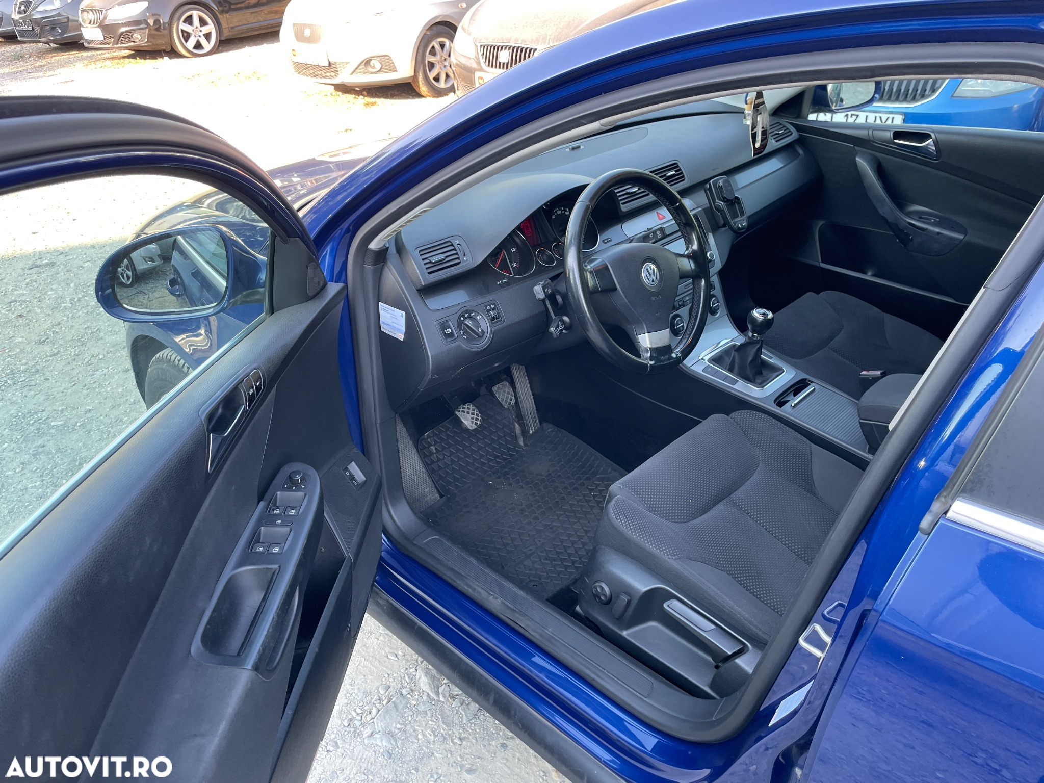 Volkswagen Passat - 10