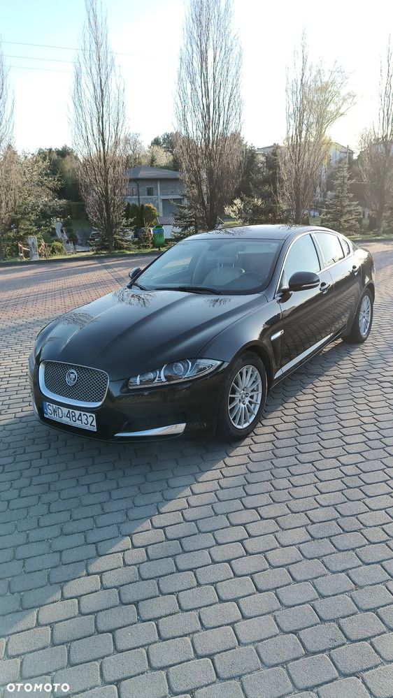 Jaguar XF 3.0 V6 D Luxury - 1