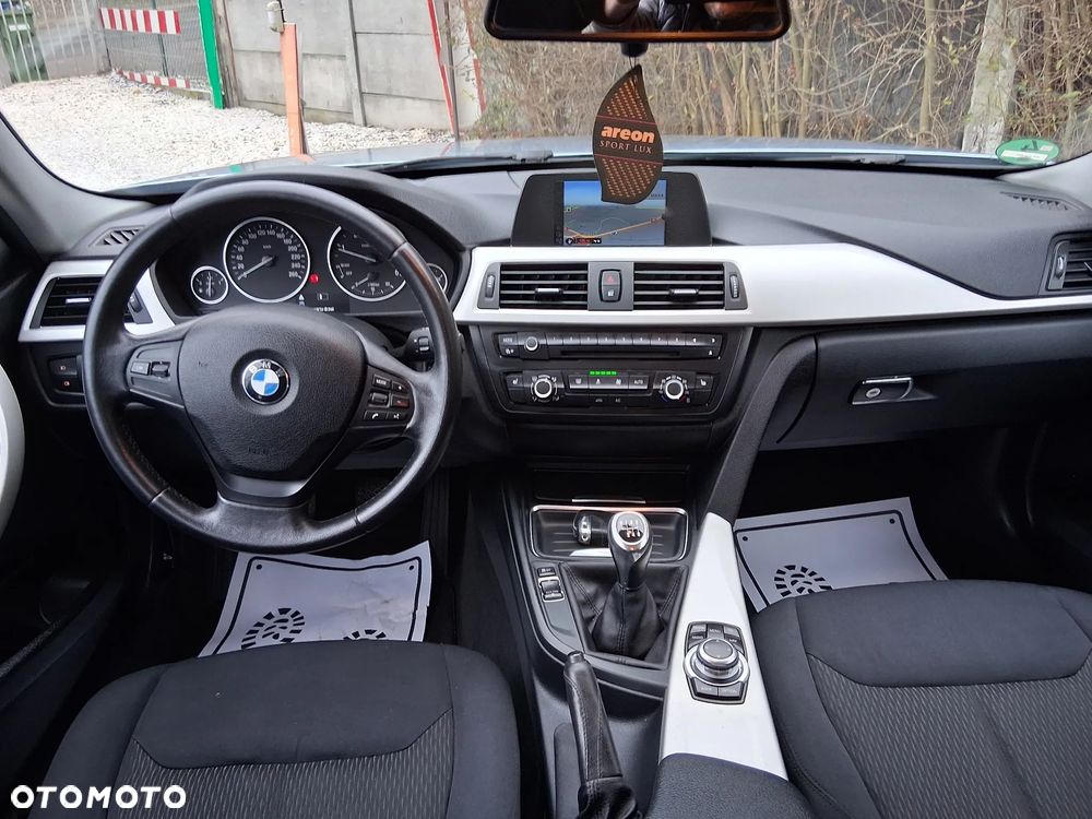 BMW Seria 3 318d DPF - 7