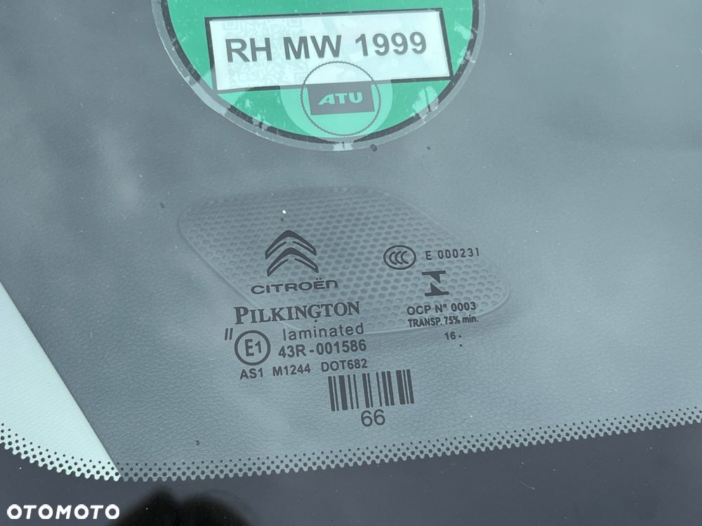 Citroën C3 1.2 PureTech Shine - 6