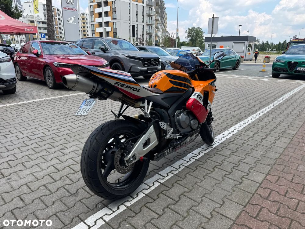 Honda CBR - 3