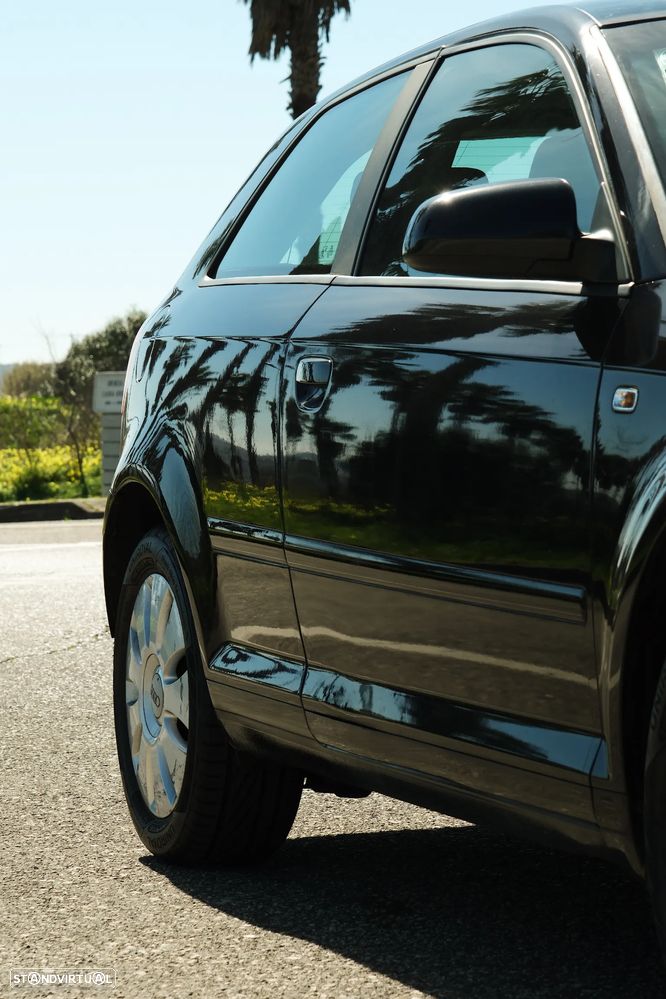 Audi A3 1.6 FSI Attraction - 9