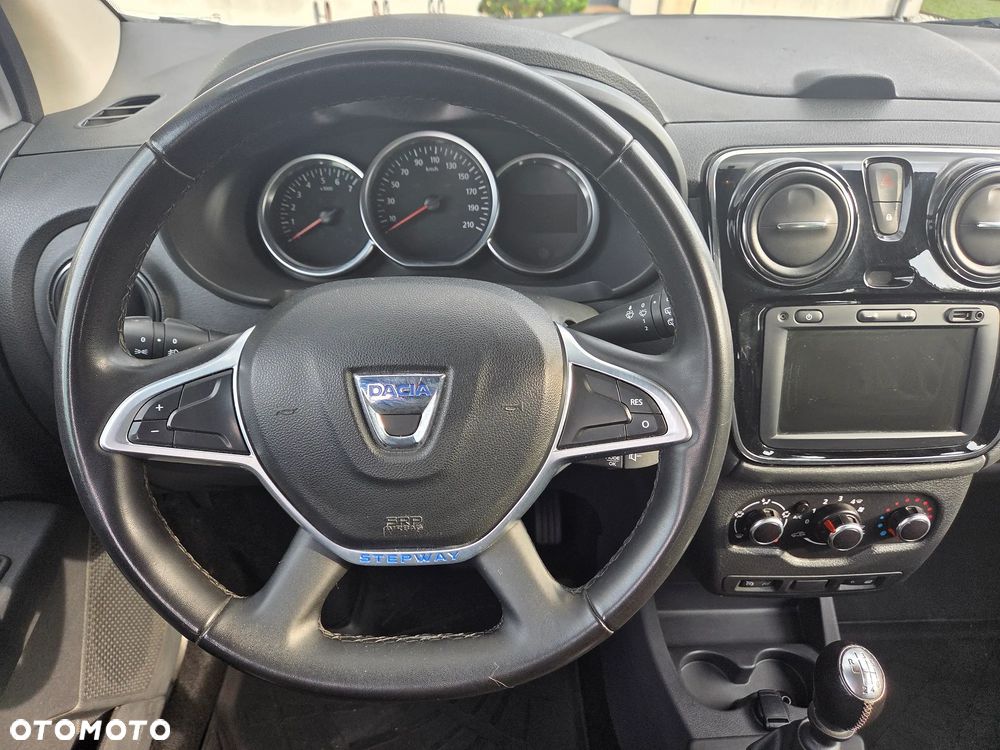 Dacia Lodgy 1.5 Blue dCi Stepway Comfort S&S - 16