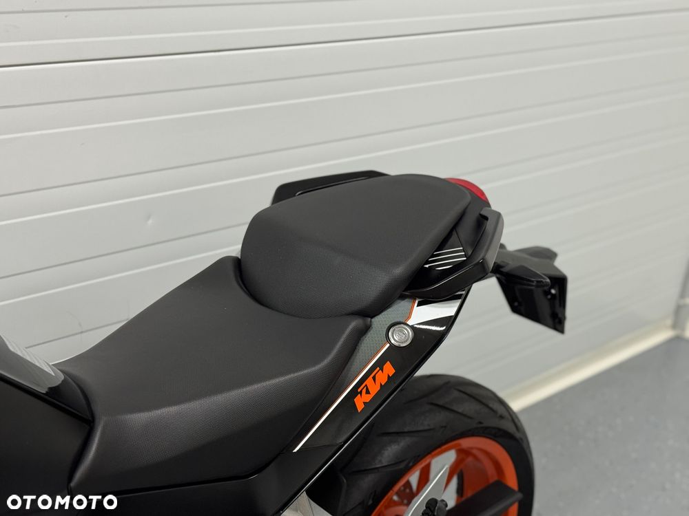 KTM Duke 390 - 26