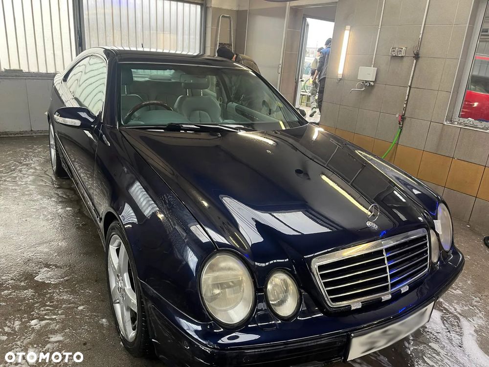 Mercedes-Benz CLK - 1