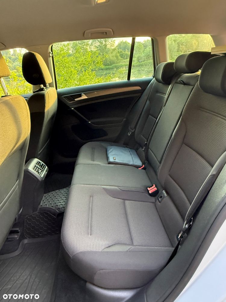 Volkswagen Golf 1.6 TDI BMT Highline - 17