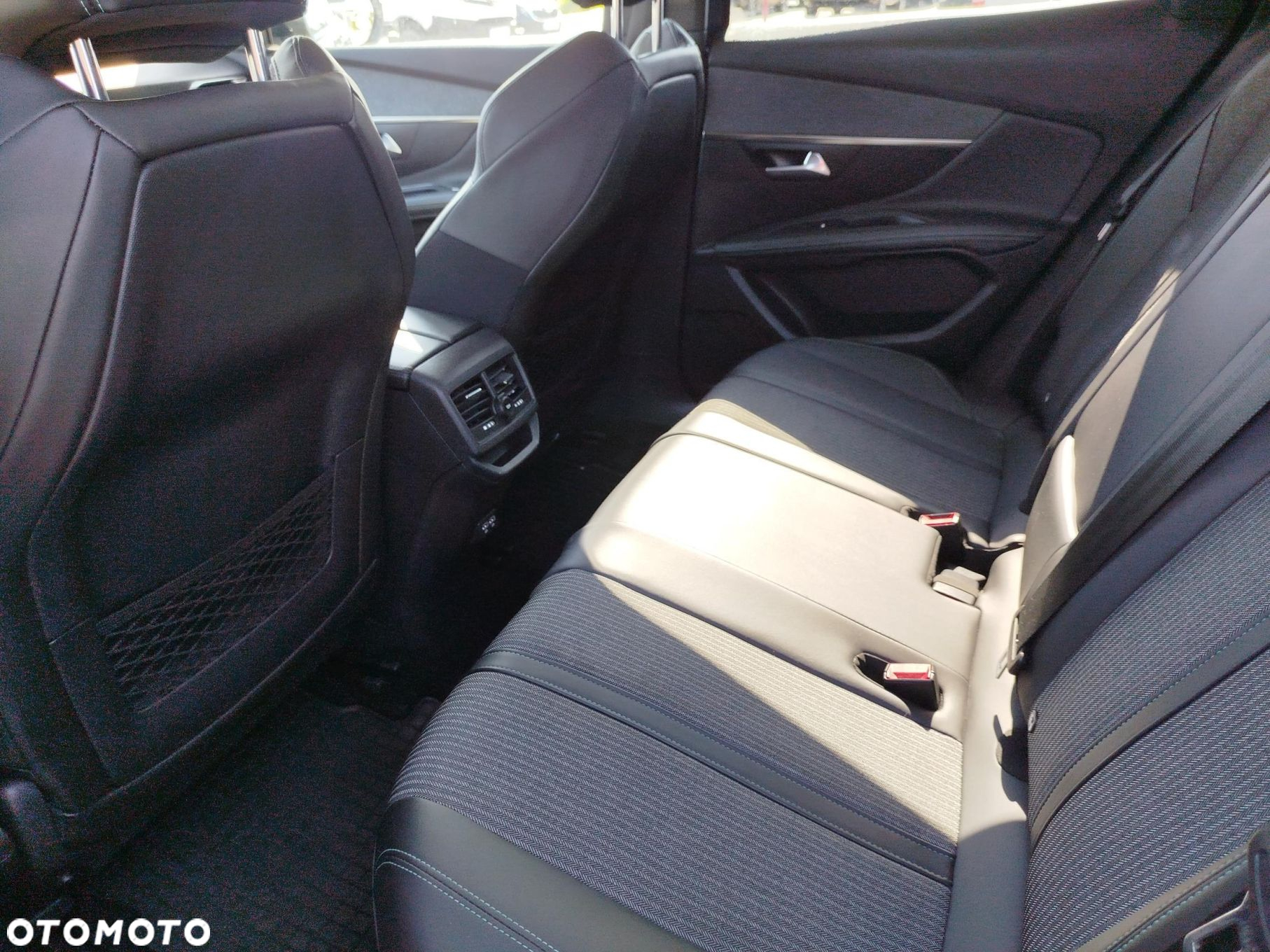 Peugeot 3008 - 12