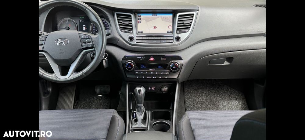 Hyundai Tucson 2.0 CRDI 4WD Automatik Advantage - 7