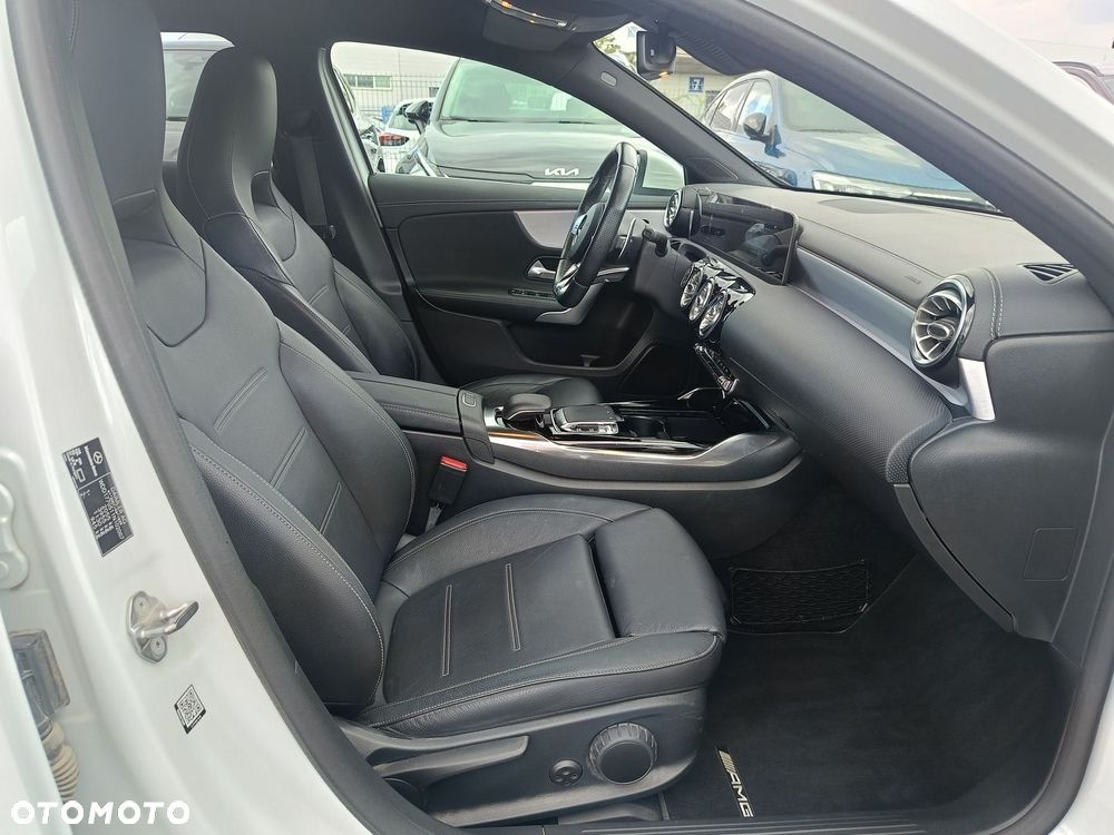 Mercedes-Benz Klasa A 35 AMG 4-Matic 7G-DCT - 7