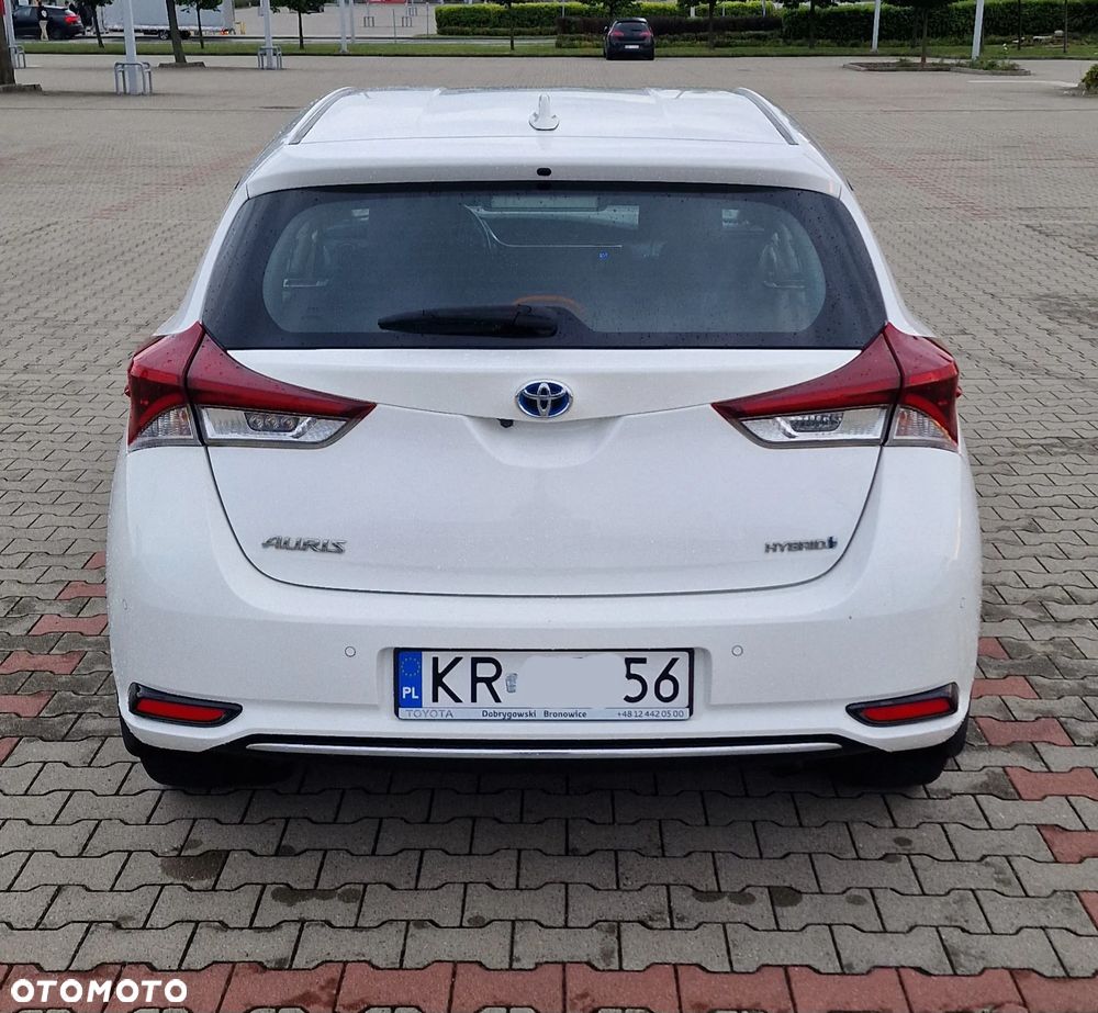 Toyota Auris Hybrid 135 Premium - 6
