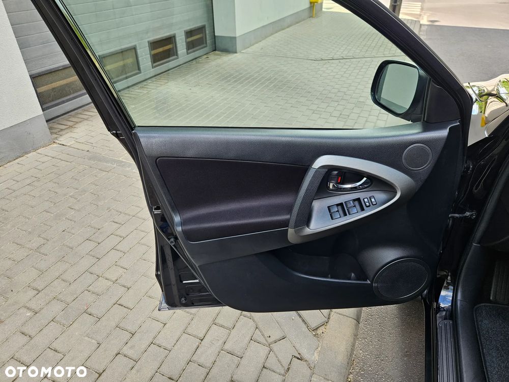 Toyota RAV4 2.0 VVT-i Premium - 3