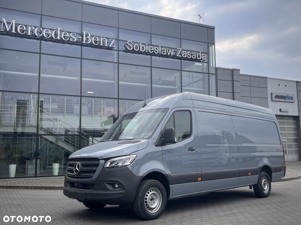 Mercedes-Benz Sprinter - 2