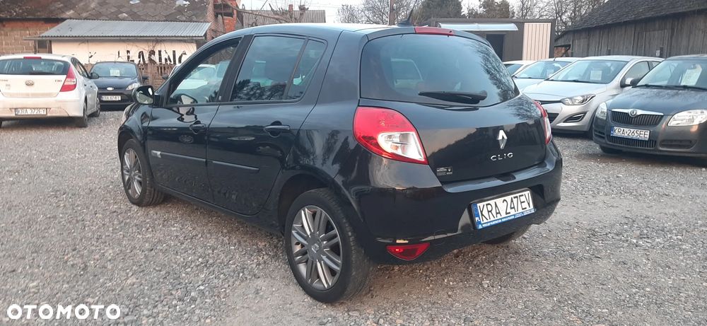 Renault Clio 1.2 16V Dwudziestka Euro5 - 12