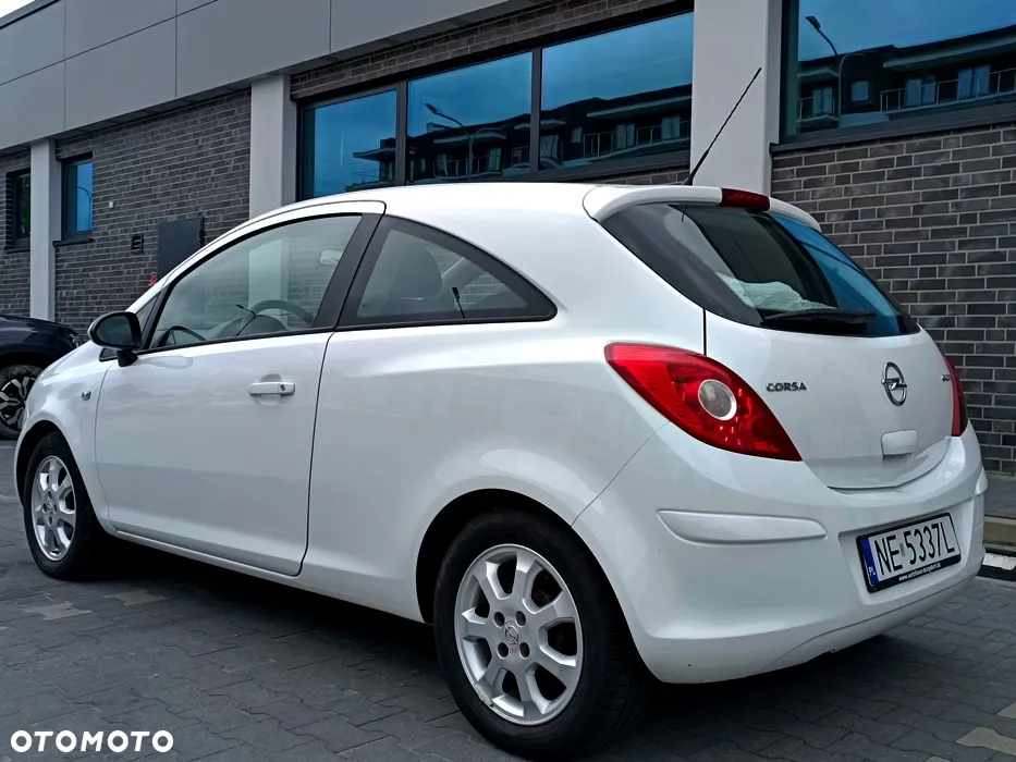 Opel Corsa 1.2 16V (ecoFLEX) Color Edition - 5