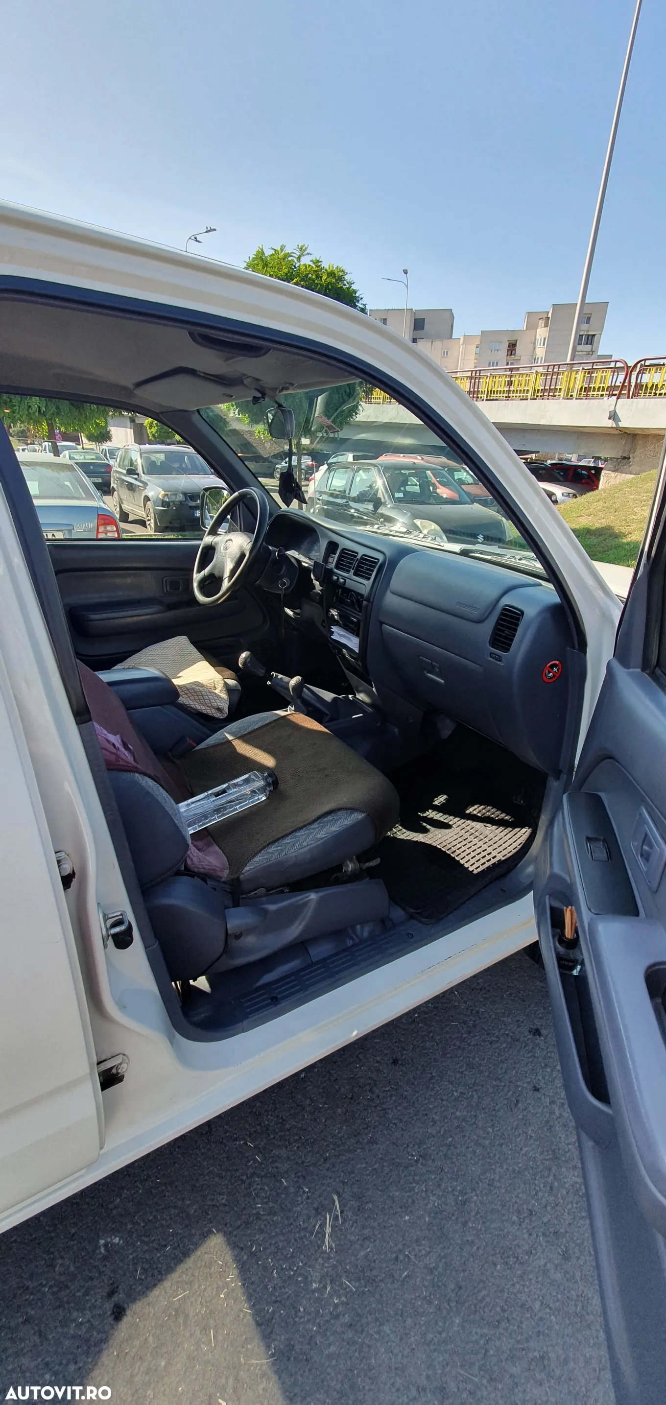Toyota Hilux 4x4 Double Cab Special - 9
