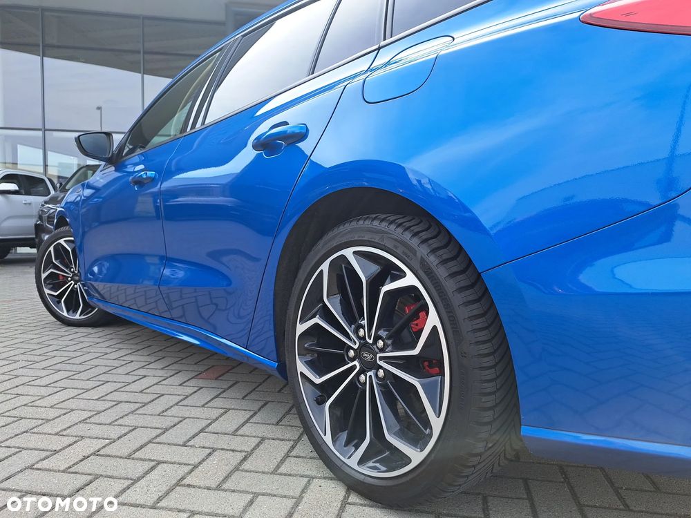 Ford Focus 1.0 EcoBoost mHEV ST-Line Style - 6