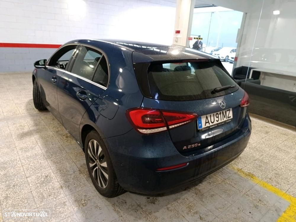 Mercedes-Benz A 250 e Style Plus - 5