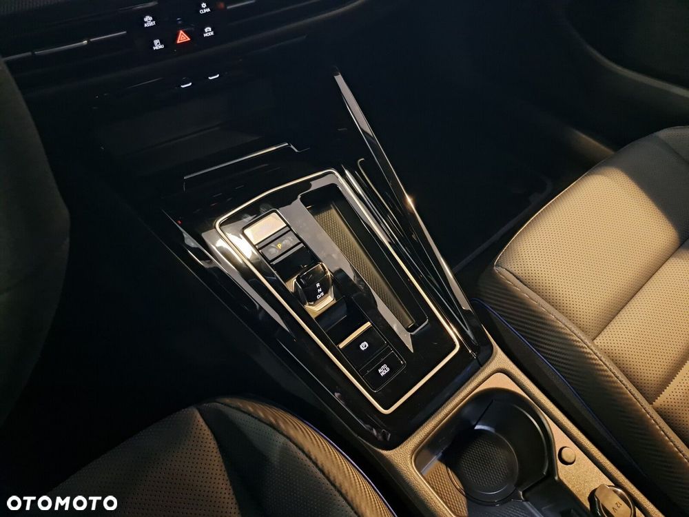 Volkswagen Golf Variant 2.0 TSI 4Motion R - 20