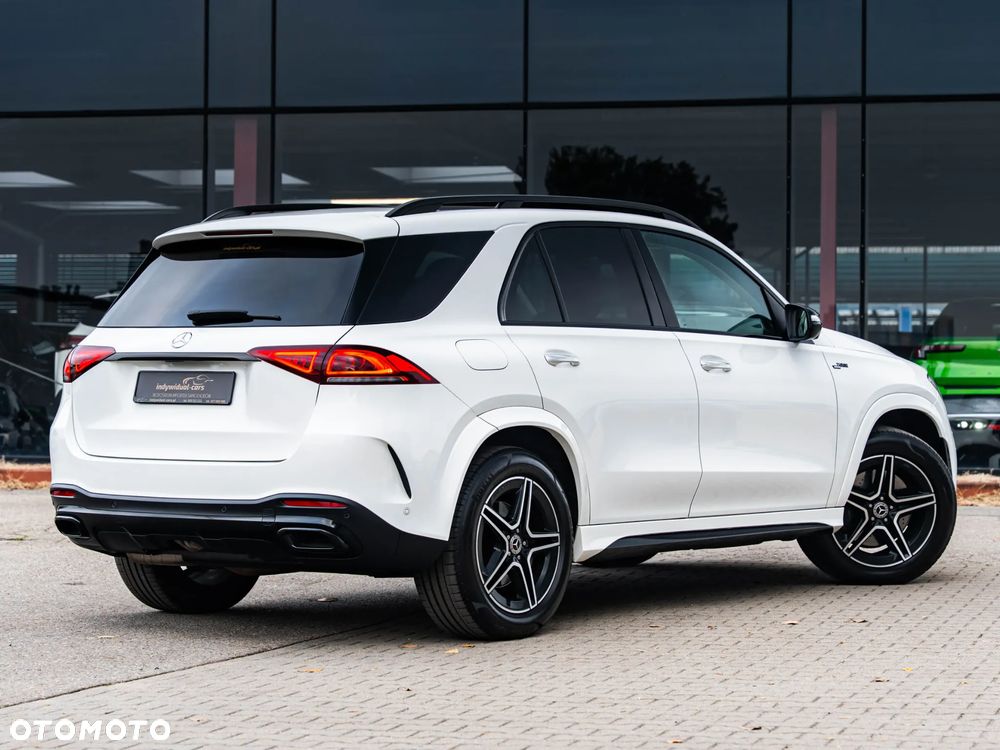 Mercedes-Benz GLE 300 d 4Matic 9G-TRONIC AMG Line - 13