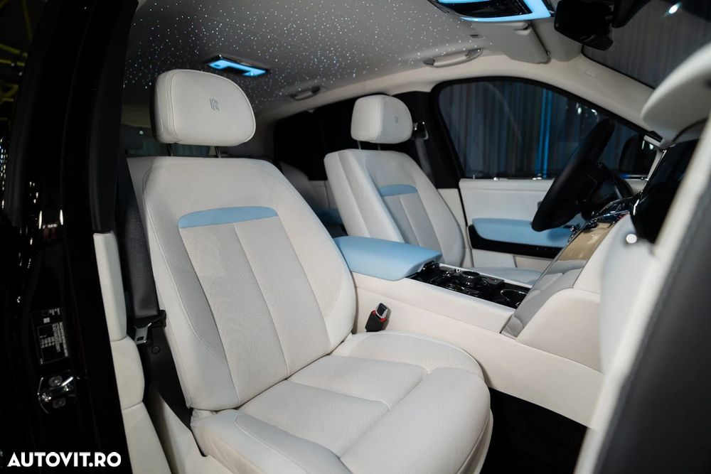 Rolls-Royce Cullinan - 38
